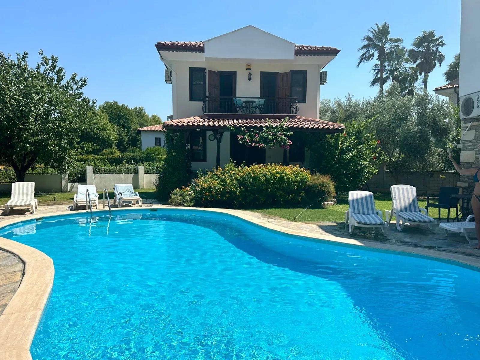 Dalyan In Gülpınar Innerhalb Der Anlage 2+1 Zu Verkaufende Villa
