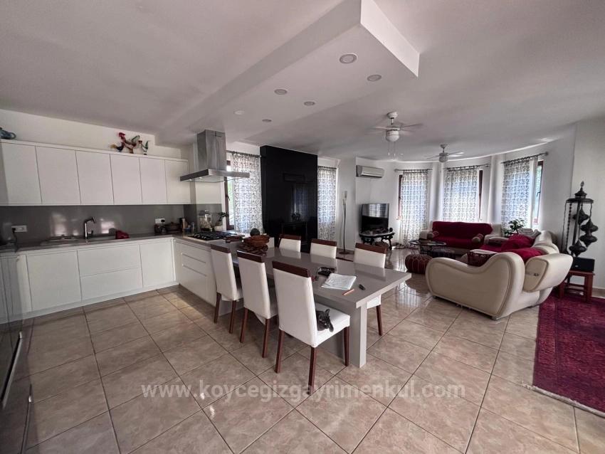 5+1 Villa Zum Verkauf Auf Einem 980 M² Großen Grundstück An Der Ecke In Dalyan Maraş