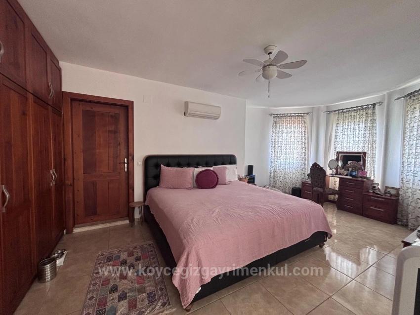 5+1 Villa Zum Verkauf Auf Einem 980 M² Großen Grundstück An Der Ecke In Dalyan Maraş