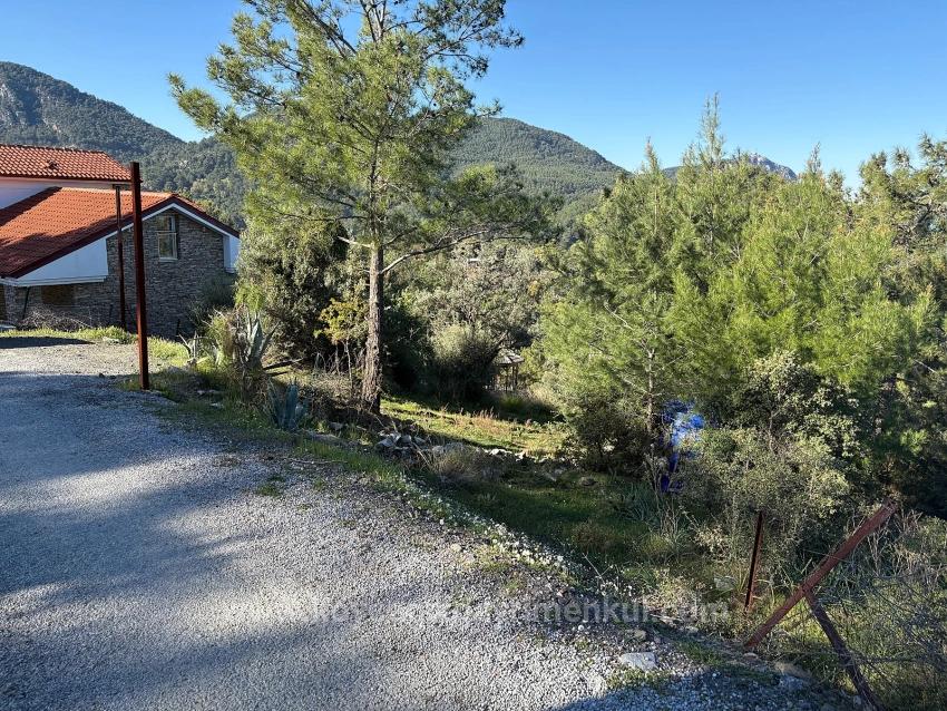 1000 M² Großes Grundstück Mit Meerblick Im Wohngebiet Gökbel Village Zu Verkaufen