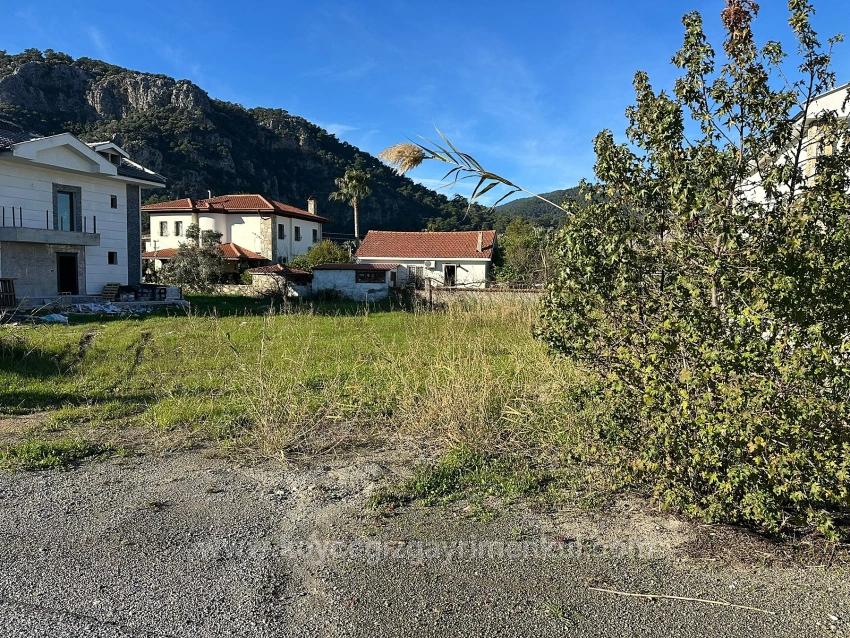 841 M² Großes Grundstück Zum Verkauf In Dalyan Gülpınar Mit 15 % Bebauung.