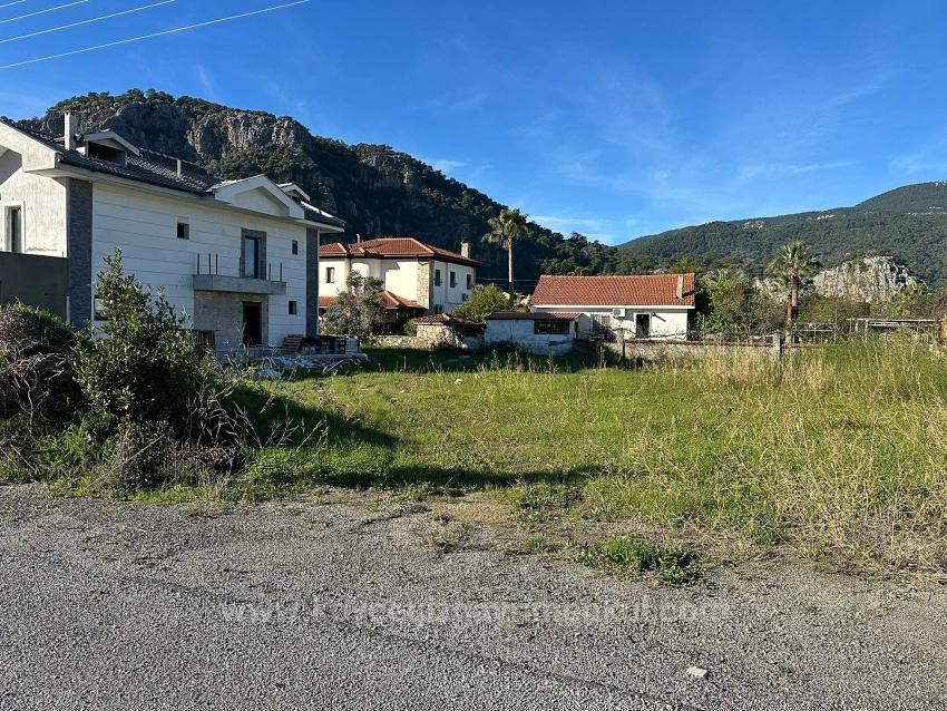 841 M² Großes Grundstück Zum Verkauf In Dalyan Gülpınar Mit 15 % Bebauung.