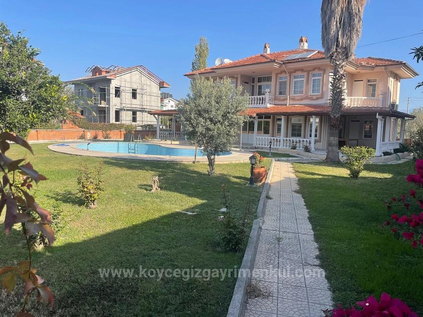 4+1 Villa Zum Verkauf Auf Einem 1000 M² Großen Grundstück In Dalyan