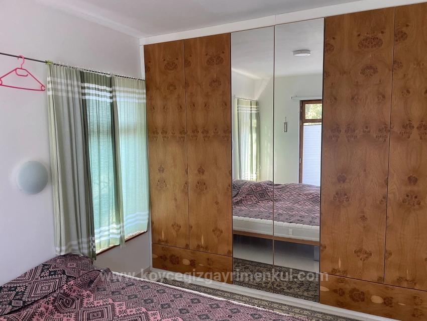 Freistehendes, Eingeschossiges Haus Auf Einem 2882 M² Großen Grundstück In Eskiköy Zu Verkaufen.