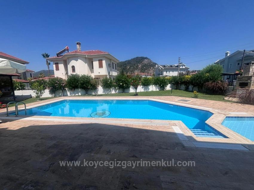 848 M² Große Villa Mit 3+1 Bädern In Dalyan Mit Blick Auf Die Königsgräber Zu Verkaufen