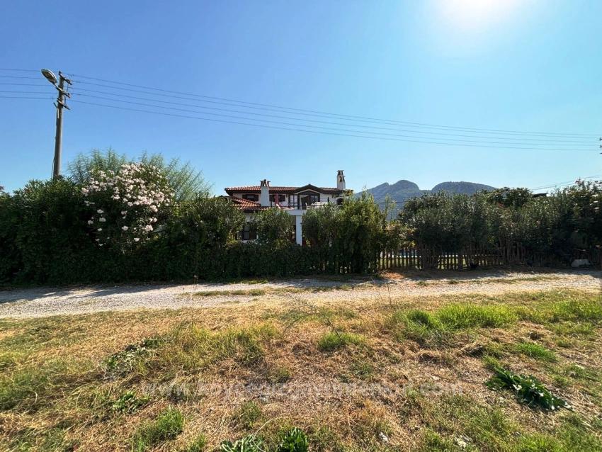 Villa Zum Verkauf Auf Einem 600 M² Großen Grundstück In Dalyan Arıkbaşı