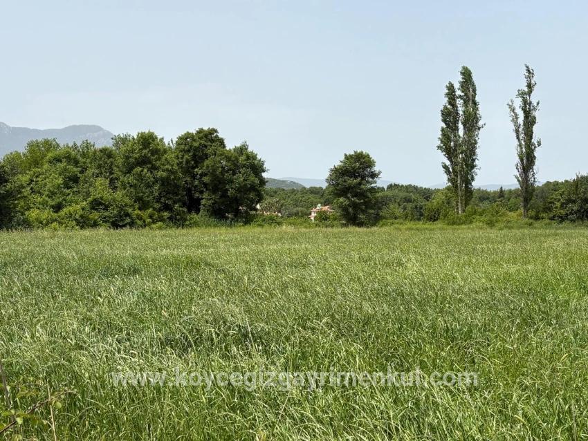 Land Zu Verkaufen in Okçular Bz. Ortaca - Gehäuse-Zonierung - 2.100 m²