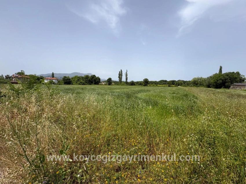 Land Zu Verkaufen in Okçular Bz. Ortaca - Gehäuse-Zonierung - 2.390 m²