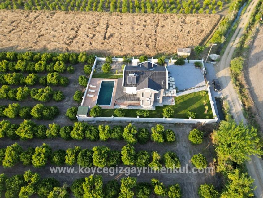 4+1-Zimmer Villa Zu Verkaufen in Eskiköy Bz. Ortaca - 14.136 m²
