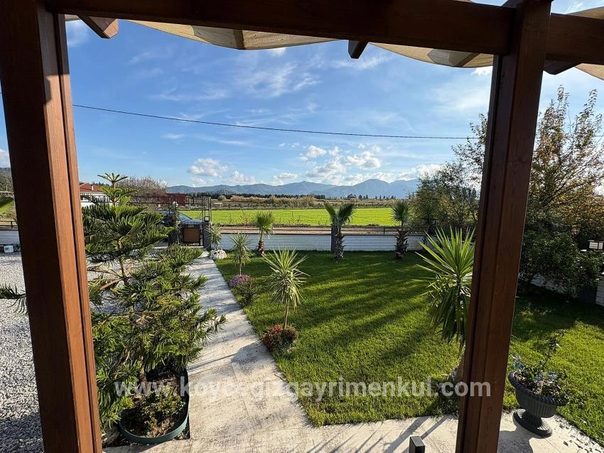 4+1-Zimmer Villa Zu Verkaufen in Eskiköy Bz. Ortaca - 14.136 m²