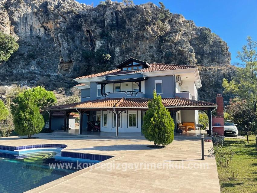 5+2-Zimmer Villa Zu Verkaufen in Dalyan Bz. Ortaca - 6.000 m²
