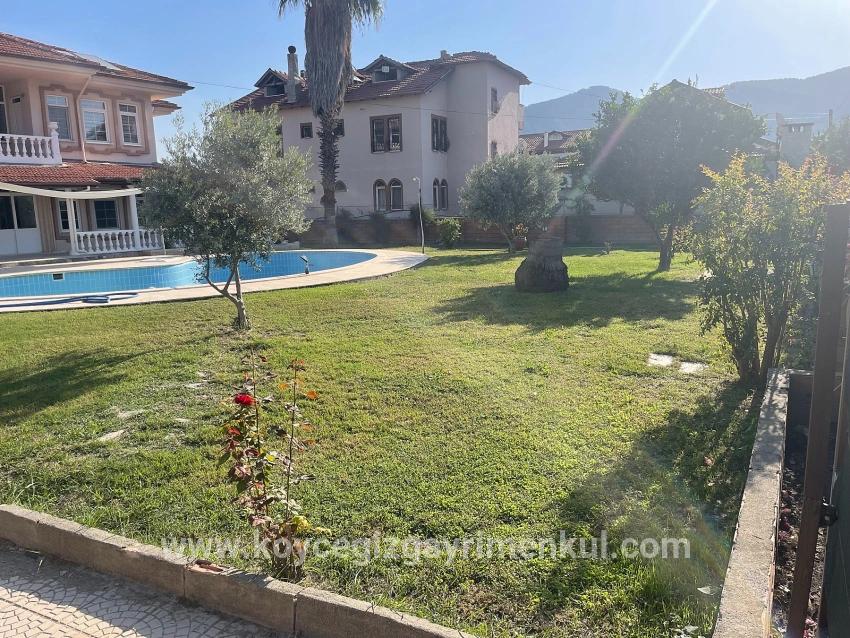 4+1-Zimmer Villa Zu Verkaufen in Dalyan Bz. Ortaca - 1.000 m²