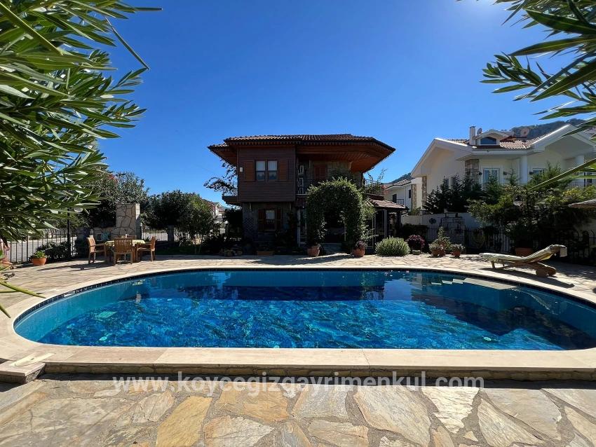 5+1-Zimmer Villa Zu Verkaufen in Dalyan Bz. Ortaca - 580 m²