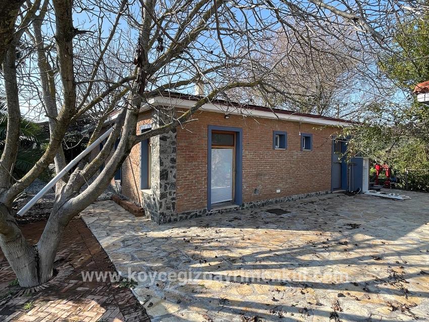 4+2-Zimmer Einfamilienhaus Zu Verkaufen in Eskiköy Bz. Ortaca - 2.882 m²
