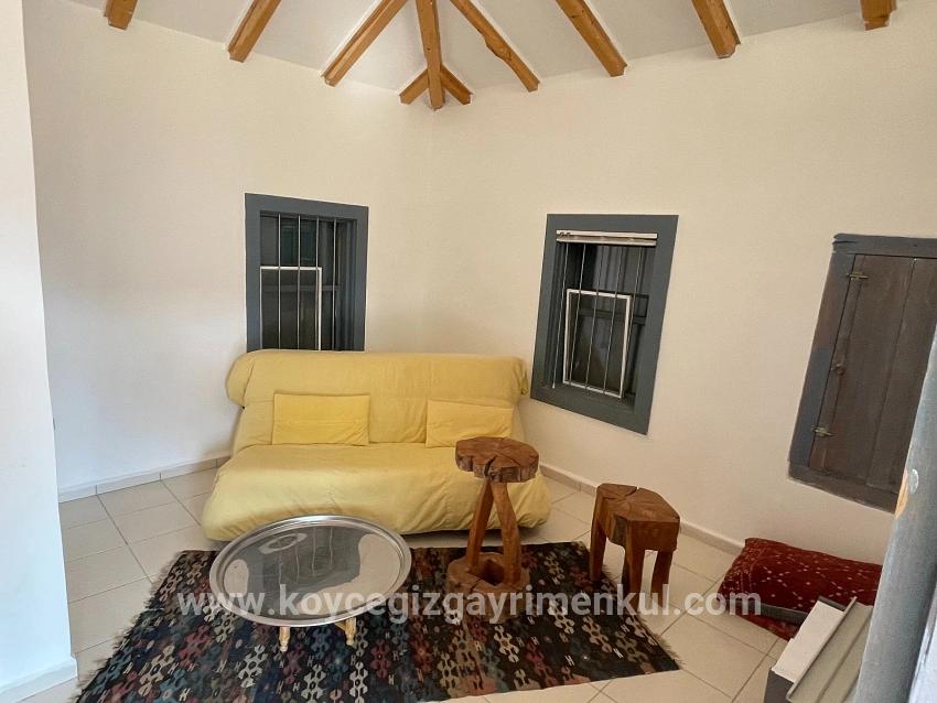 4+2-Zimmer Einfamilienhaus Zu Verkaufen in Eskiköy Bz. Ortaca - 2.882 m²