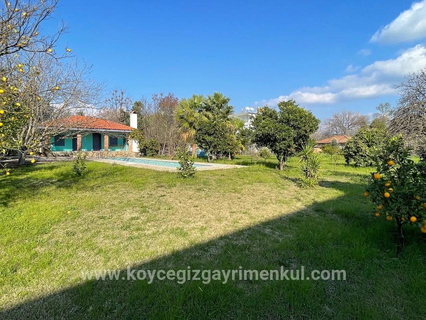4+2-Zimmer Einfamilienhaus Zu Verkaufen in Eskiköy Bz. Ortaca - 2.882 m²