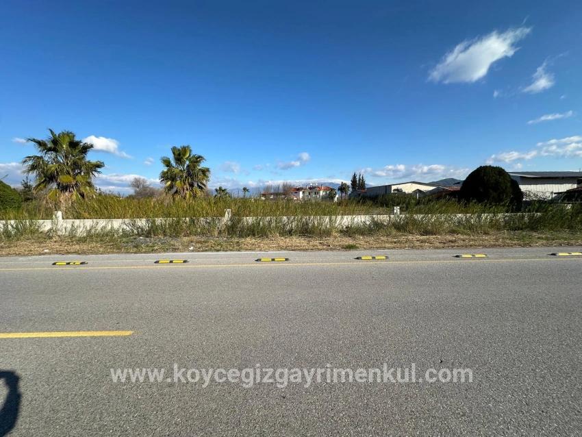Land Zu Verkaufen in Dalyan Bz. Ortaca - Bevorzugte Gegend-Zonierung - 5.111 m²