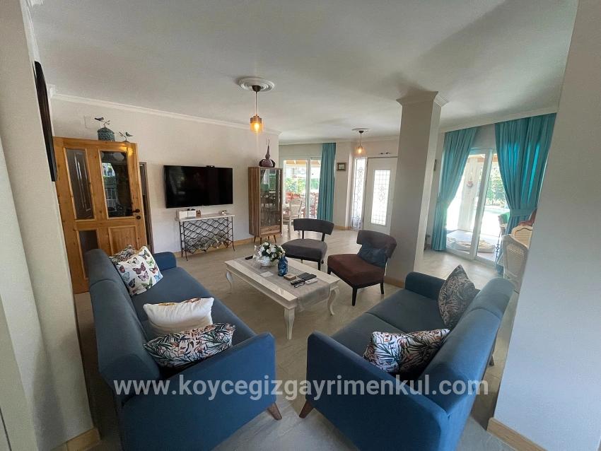 4+1-Zimmer Villa Zu Verkaufen in Dalyan Bz. Ortaca - 720 m²