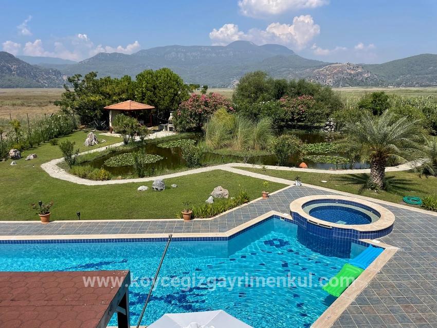 4+1-Zimmer Villa Zu Verkaufen in Dalyan Bz. Ortaca - 7.000 m²