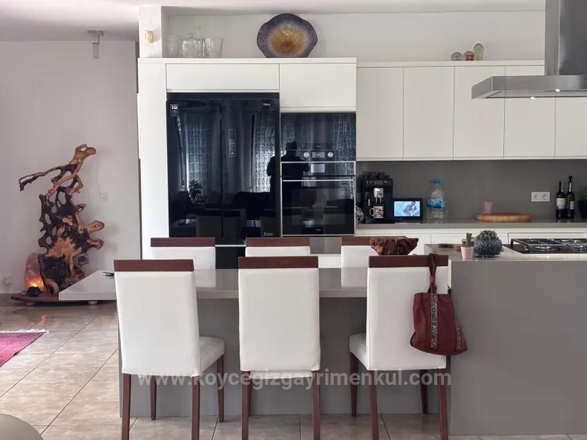 Corner Plot Of 980M2 With 5+1 Rooms For Sale In Dalyan, Maraş.
