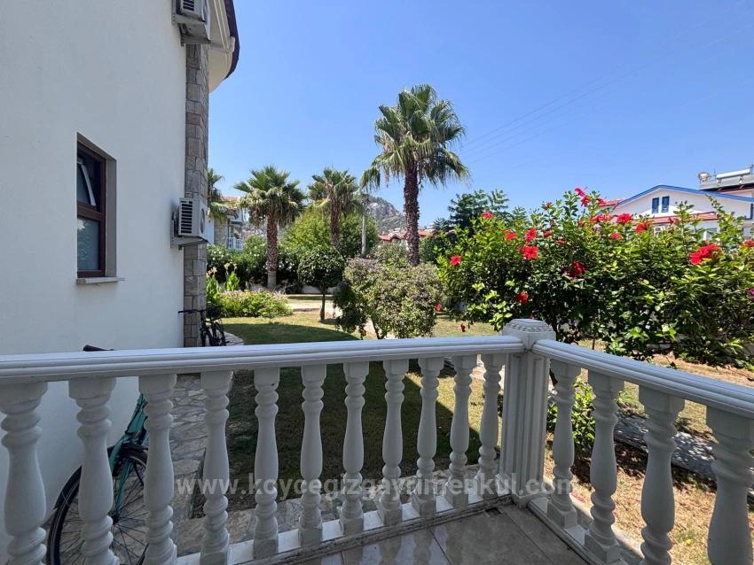 5+1 Villa For Sale In A 980M2 Land On The Corner In Dalyan Maraş