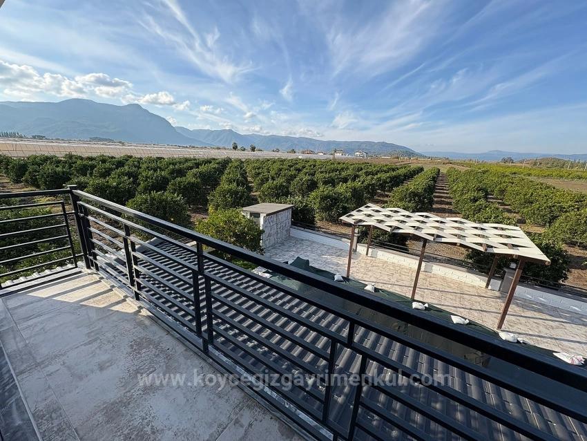 4+1 Villa For Sale In Eskiköy, Located In A 14,136 M2 Field