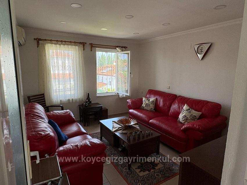 Two-Story House For Sale On A 514M2 Plot In Okçular.