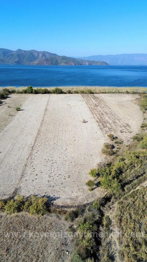 3210M2 2B Land For Sale In Çandır, Right On The Lakefront