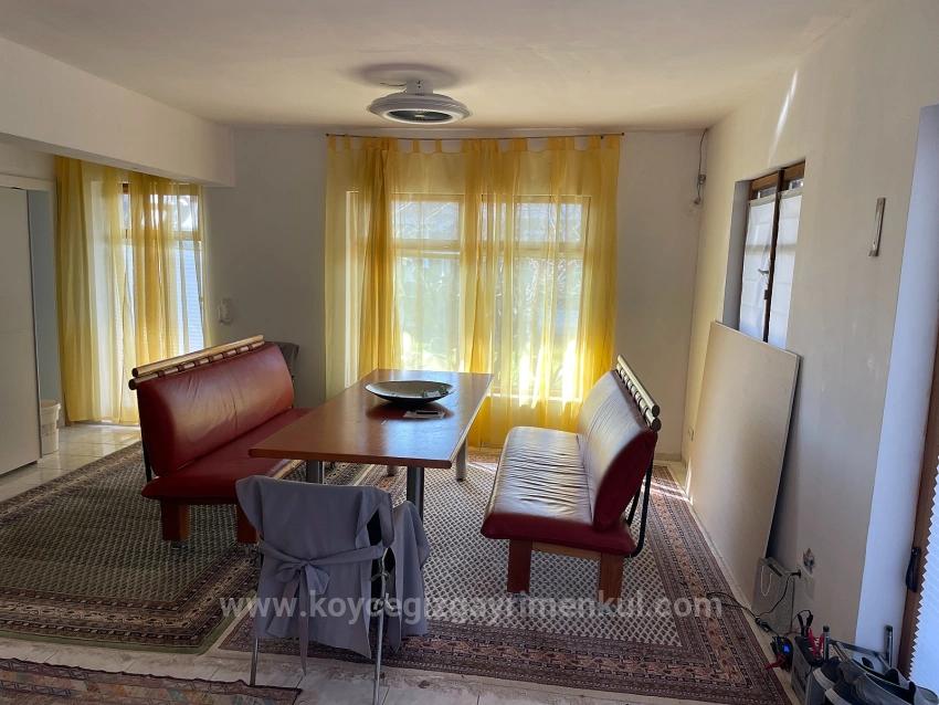 Detached Single-Story House For Sale On A 2882 M2 Plot In Eskiköy.