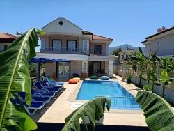 4+1 Bedroom Villa For Sale in Dalyan Nbh. Ortaca - 573 m²