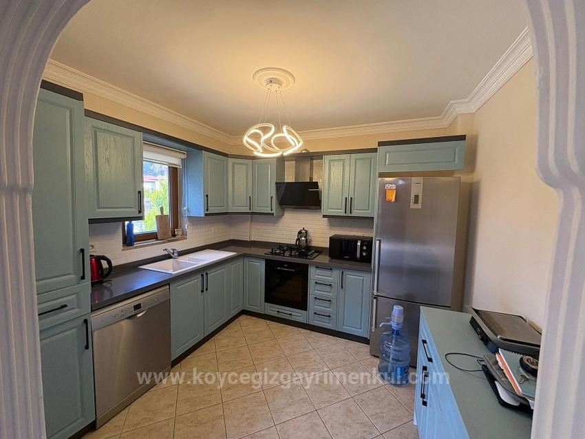 Вилла 3+1 На Продажу На Участке 566М2 В Дальян Гюльпынар