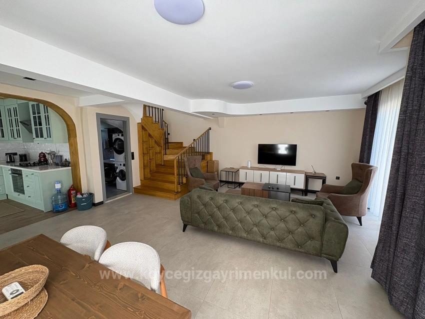 Вилла 4+1 На Продажу В Гюльпинаре, Дальян