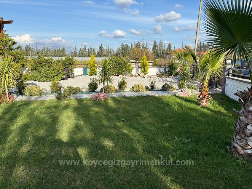 Вилла 4+1 На Продажу В Эскикёе, Расположенная На Участке Площадью 14 136 М2