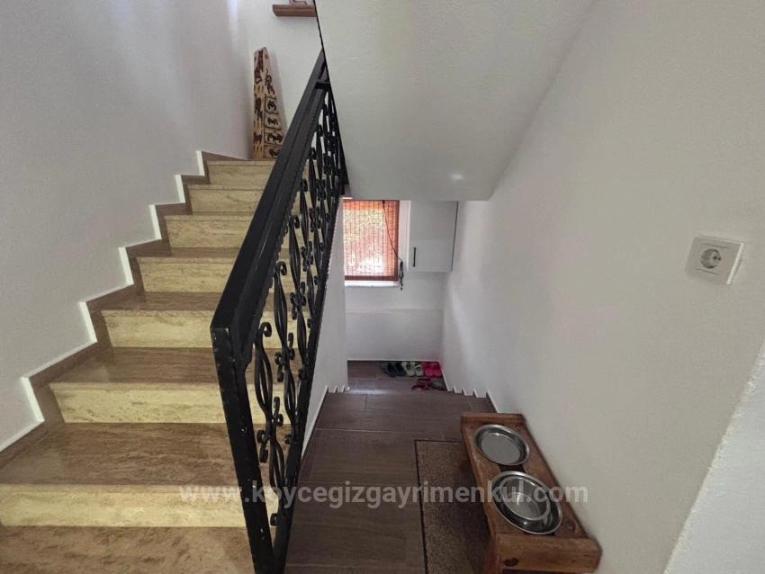 Вилла 3+1 На Продажу На Участке 1151М2 В Окчуларе