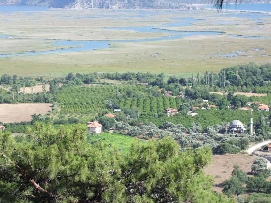 Земля 1252m2 На Продажу С Видом На Озеро В Чандыре