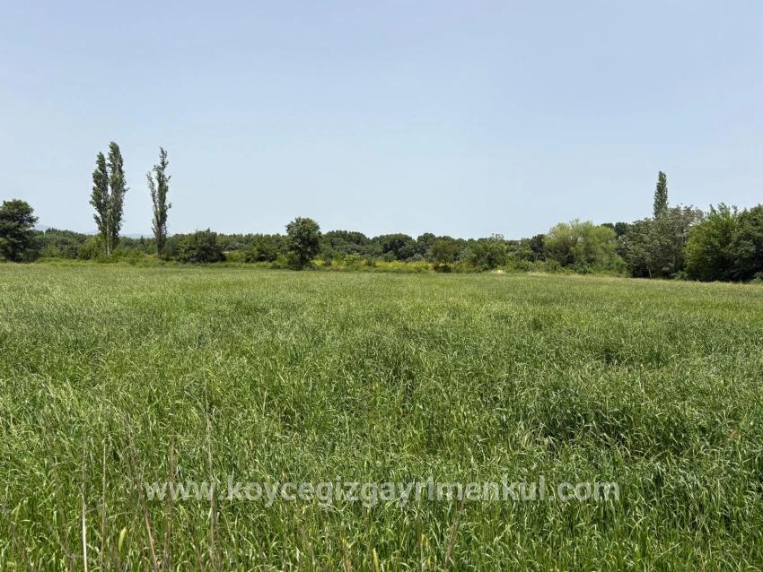 Для Продажи Сюжет в Okçular Ortaca - Под Жилье застройку - 2.100 m²