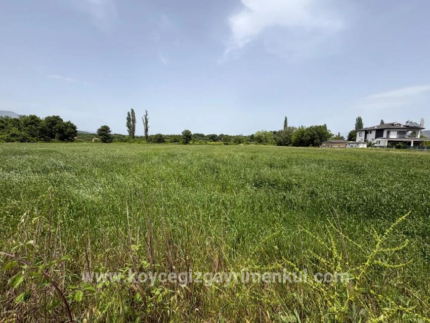 Для Продажи Сюжет в Okçular Ortaca - Под Жилье застройку - 2.100 m²