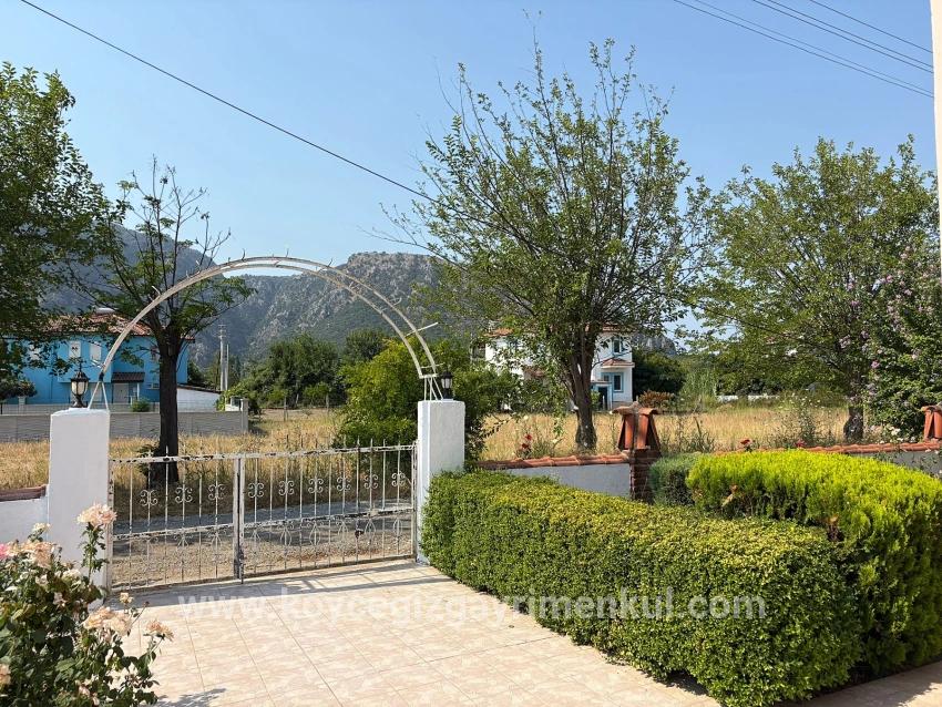 Для Продажи Семейный Дом 6+2 в Okçular Ortaca - 514 m²