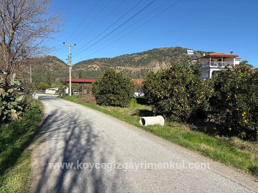 Для Продажи Сюжет в Ekşiliyurt Ortaca - Под Жилье застройку - 1.085 m²
