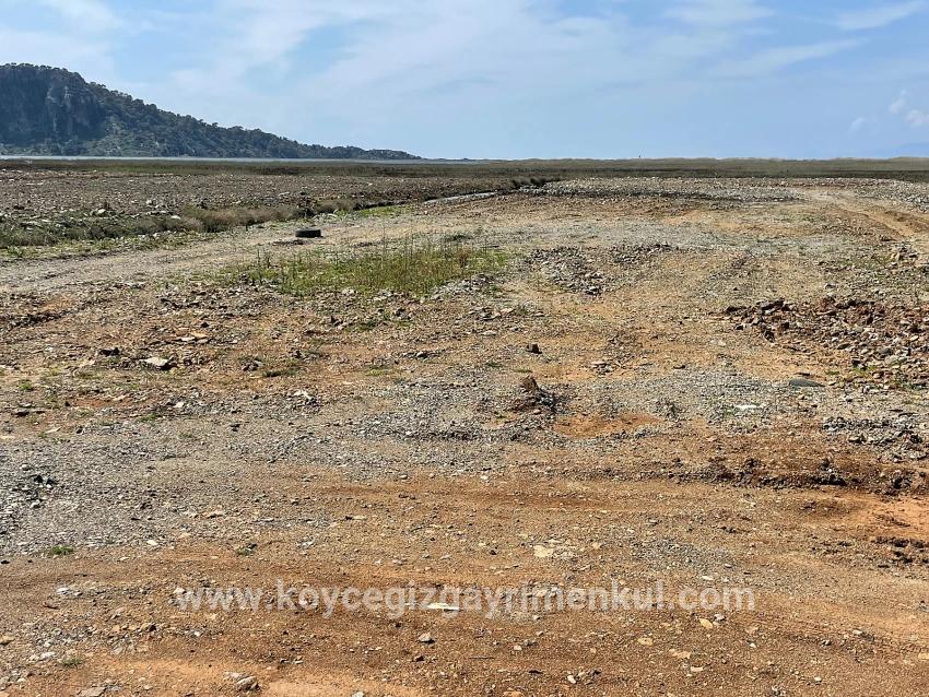 Для Продажи Поле в Dalyan Ortaca - Под Жилье застройку - 19.600 m²