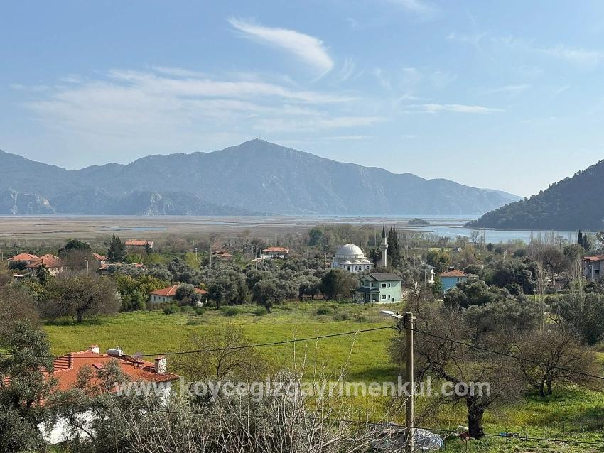 Для Продажи Поле в Çandır Köyceğiz - Под Жилье застройку - 2.023 m²