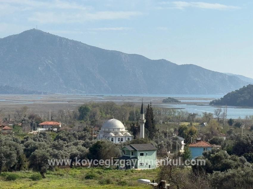 Для Продажи Поле в Çandır Köyceğiz - Под Жилье застройку - 2.023 m²