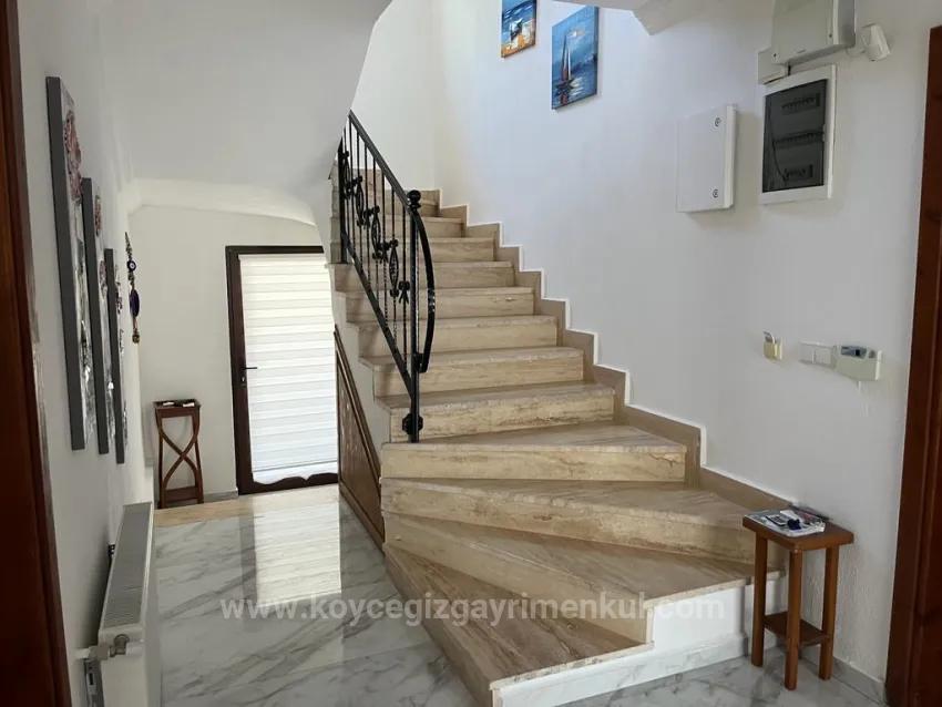Dalyan Arıkbaşı'nda 4+1 Satılık Villa