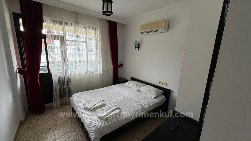 Dalyan'da 30 Odalı Kanala Yakın Satılık Otel