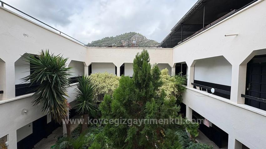 Dalyan'da 30 Odalı Kanala Yakın Satılık Otel