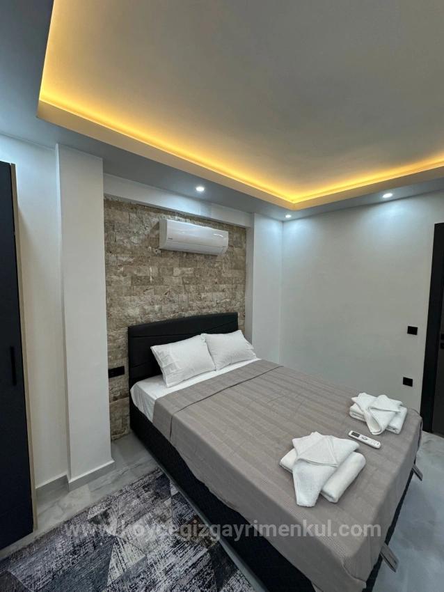 Eskiköy'de 14.136 M2 Tarla İçerisinde 4+1 Satılık Villa