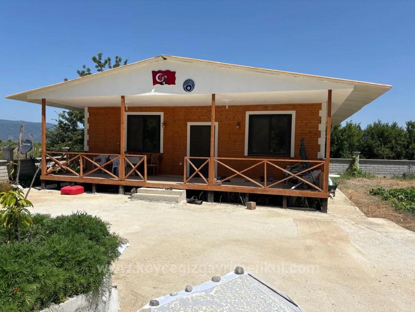 Dalyan Karadağ Mevkiinde 2500M2 Tarla İçerisinde 120M2 Müstakil Ahşap Ev