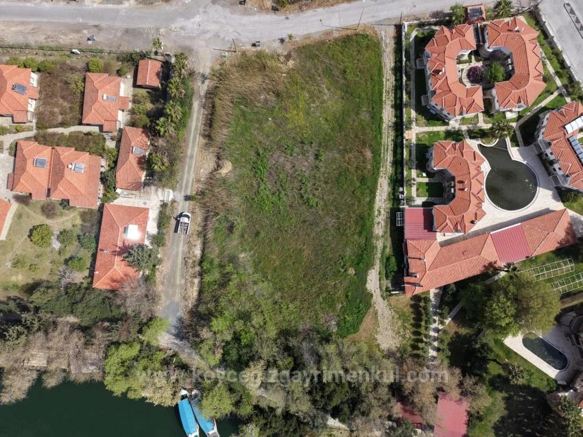Dalyan Gülpınar'da Kanala Sıfır 2600M2 %20 Turizm İmarlı Satılık Arsa