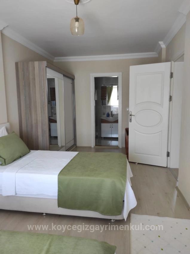 Dalyan Gülpınar'da Köşebaşı 545M2 Arsa İçinde Satılık 4+1 Villa