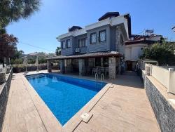 Dalyan'da 301M2 Arsa İçerisinde 5+1 Satılık Villa